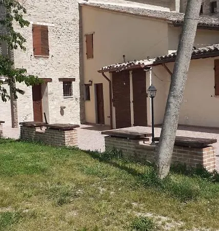 Casa Vacanze “ Le Mimose” Mercatello (Montefalco)