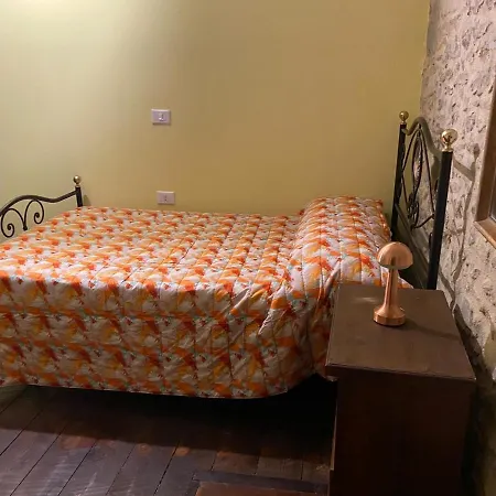 Casa Vacanze “ Le Mimose” * Mercatello (Montefalco)