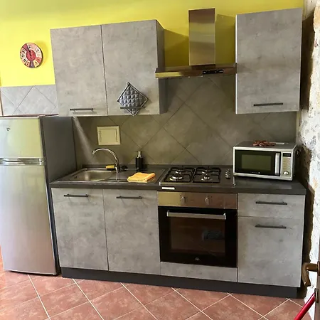 شقة Casa Vacanze “ Le Mimose”